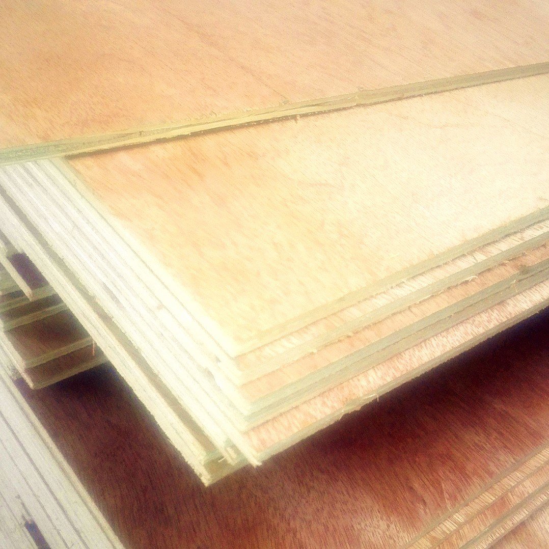 5*1220*2440mm Poplar Core Plywood Bingtangor Face/Back